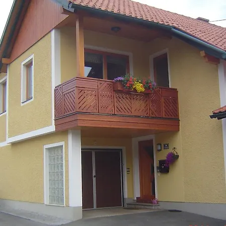 Gasteappartement Foykar Homestay *